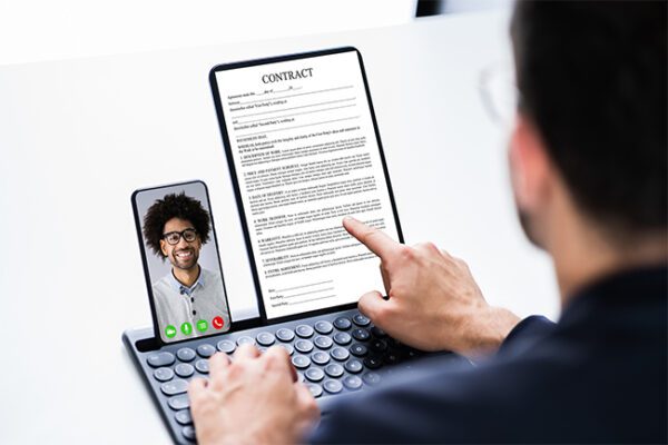 Role of virtual assistants in AI for lawyers